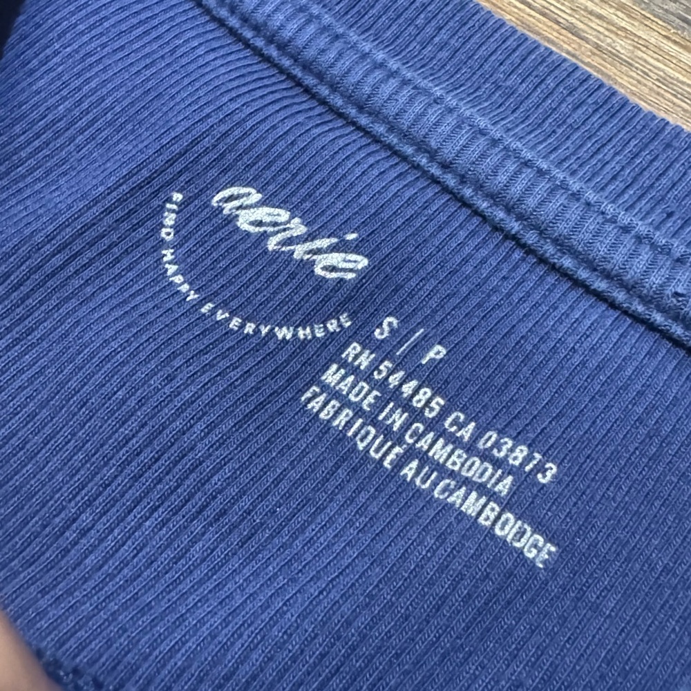 Aerie‎ Cropped Short sleeve navy Shirt - Picture 3 of 4